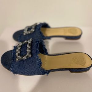 Vince Camuto slip on sandal